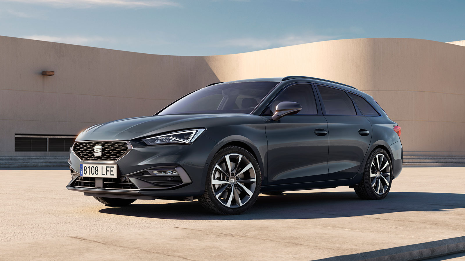 Η SEAT αναβάθμισε το Leon με νέες οθόνες και νέα γκάμα κινητήρων